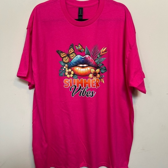 Gildan Tops - Gildan Pink Summer Vibes Graphic Tee